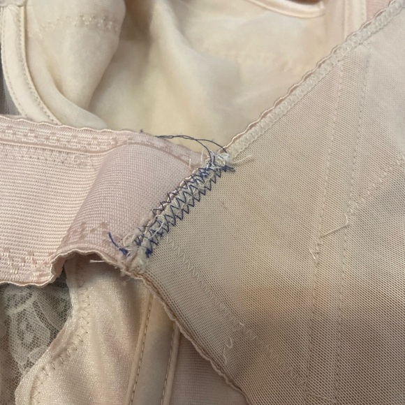 Vtg Lady Marlene34D Beige Lace Corset Bustier Lingerie Strapless Underwire Bra - Picture 7 of 11